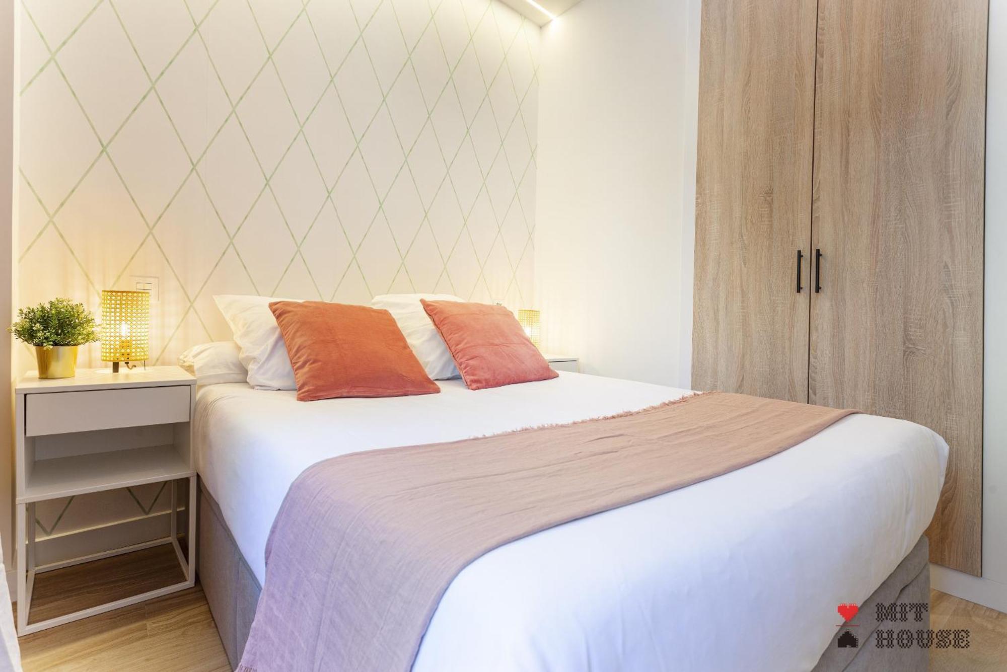 4 Ways En Madrid Apartman Kültér fotó